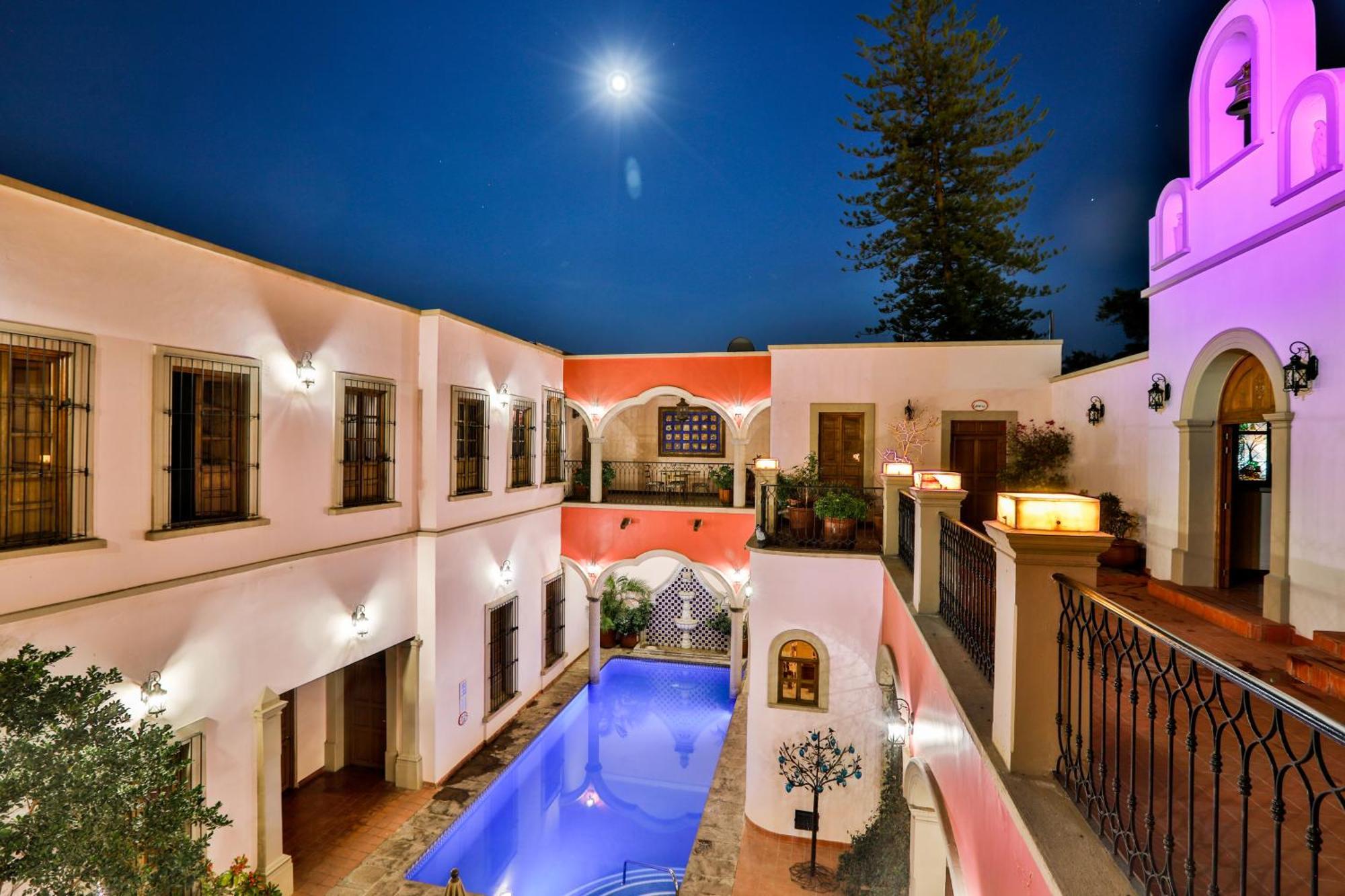 Gran Casa Sayula Galeria & Spa Extérieur photo